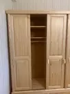 Шкаф-купе массив сосны с зеркалом Скандинавия 3-ств