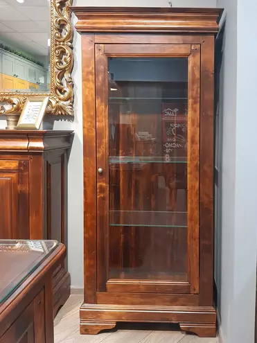 Шкаф с витриной Луи Филипп, стекло ОВ 01 (ручка слева)
