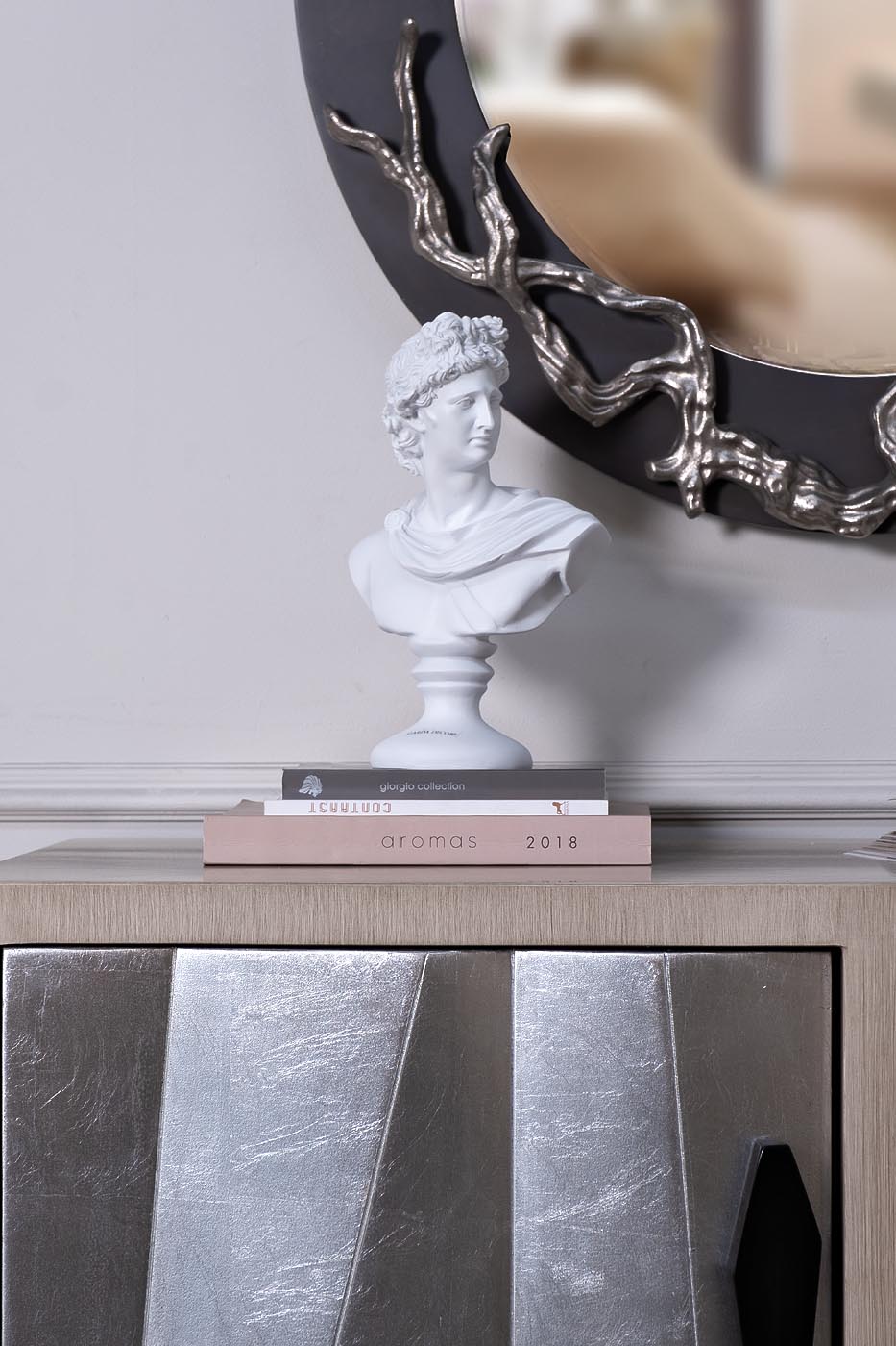 55RD3994 Статуэтка "Античный бюст" белая 20*30см