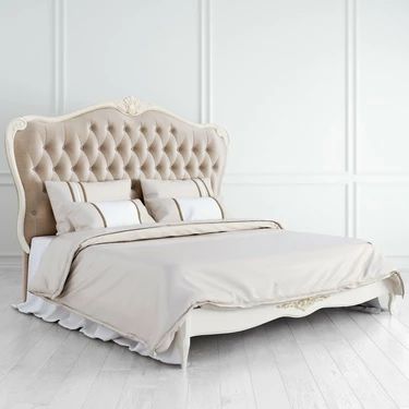 Кровать с мягким изголовьем 180*200 