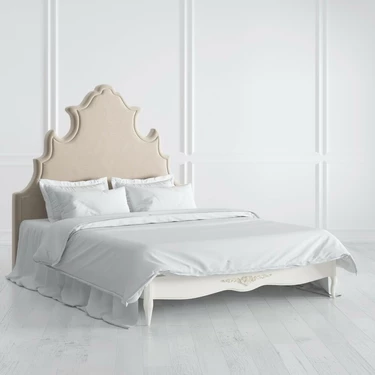 Кровать с мягким изголовьем 160*200 