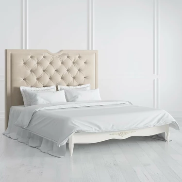 Кровать с мягким изголовьем 180*200 