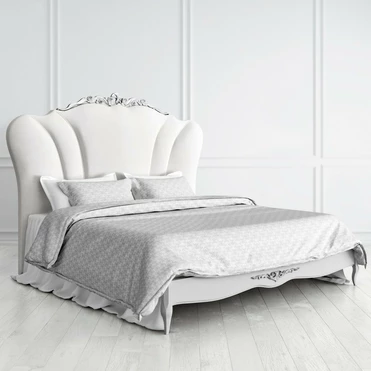 Кровать с мягким изголовьем 180*200 