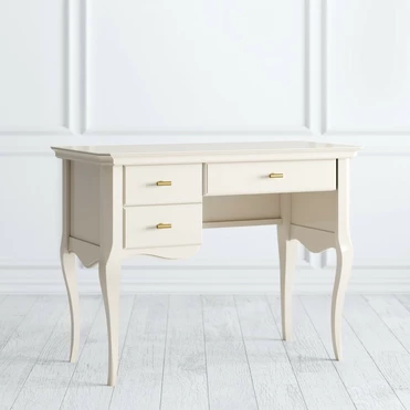 Туалетный столик 