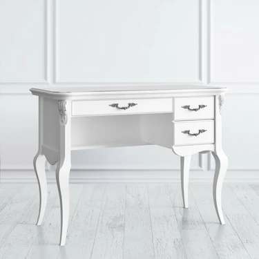 Туалетный столик 