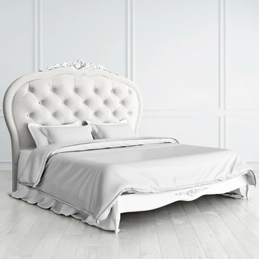 Кровать с мягким изголовьем 180*200 