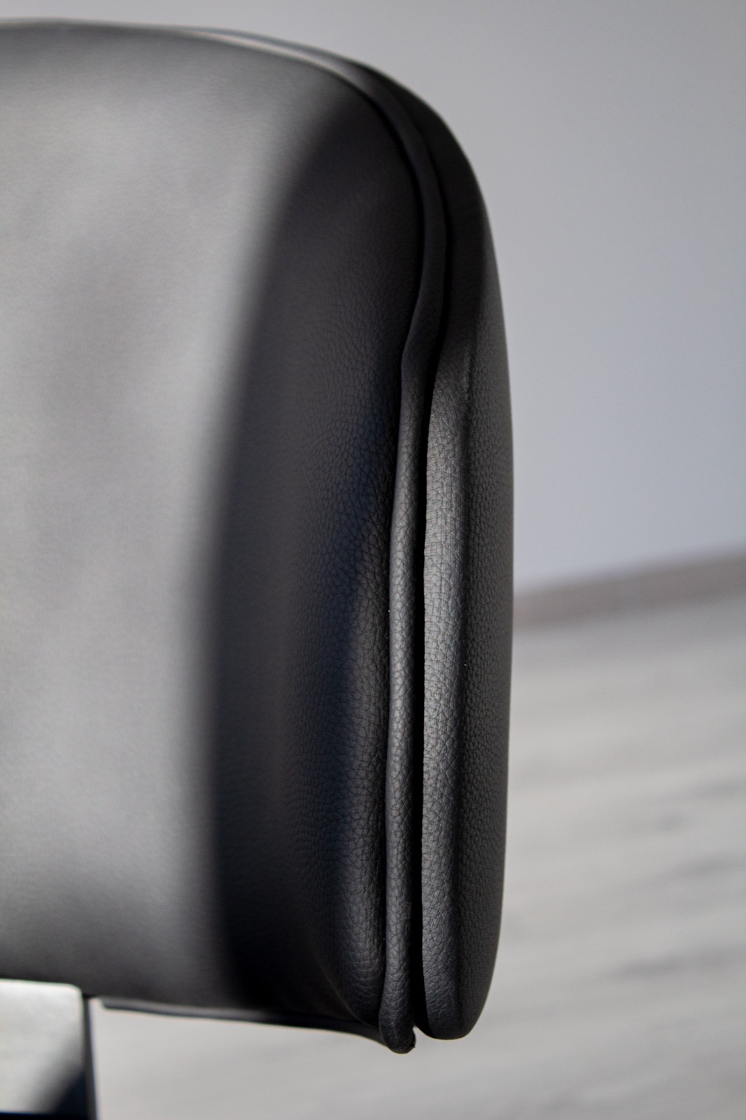 Стул Шенгерон STH-S193