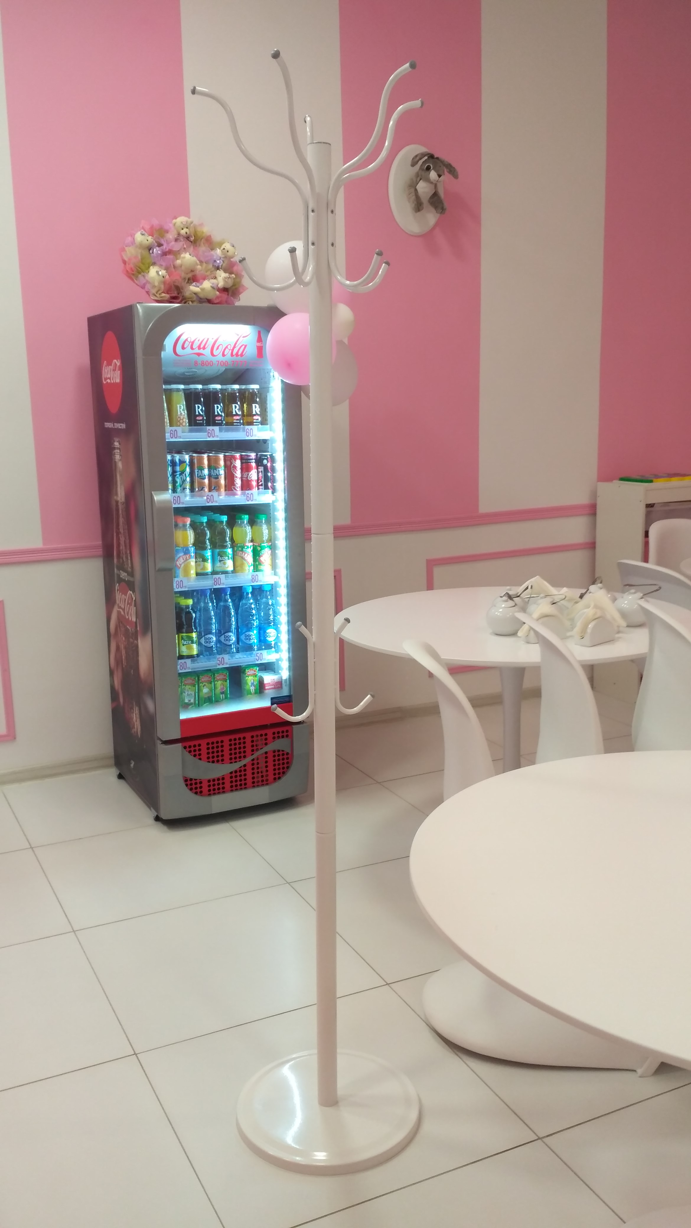 Вешалка Шенгерон SHT-CR400