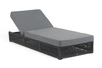 "Ривьера" шезлонг плетеный из роупа, каркас алюминий темно-серый (RAL7024) муар, роуп темно-серый круглый, ткань темно-серая 027