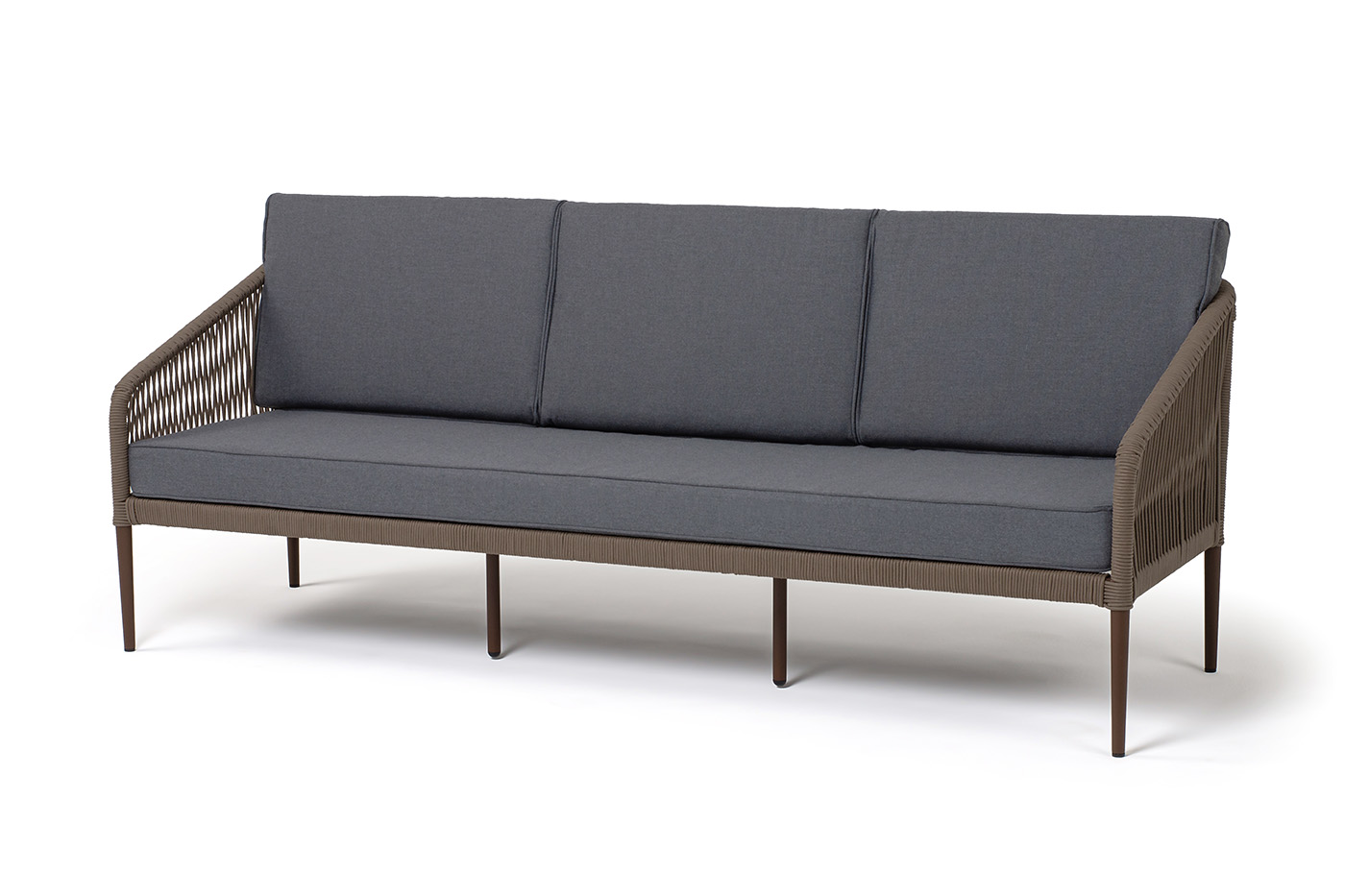 "Канны" диван 3-местный плетеный из роупа, каркас алюминий темно-серый (RAL7024) шагрень, роуп темно-серый круглый, ткань темно-серая 019