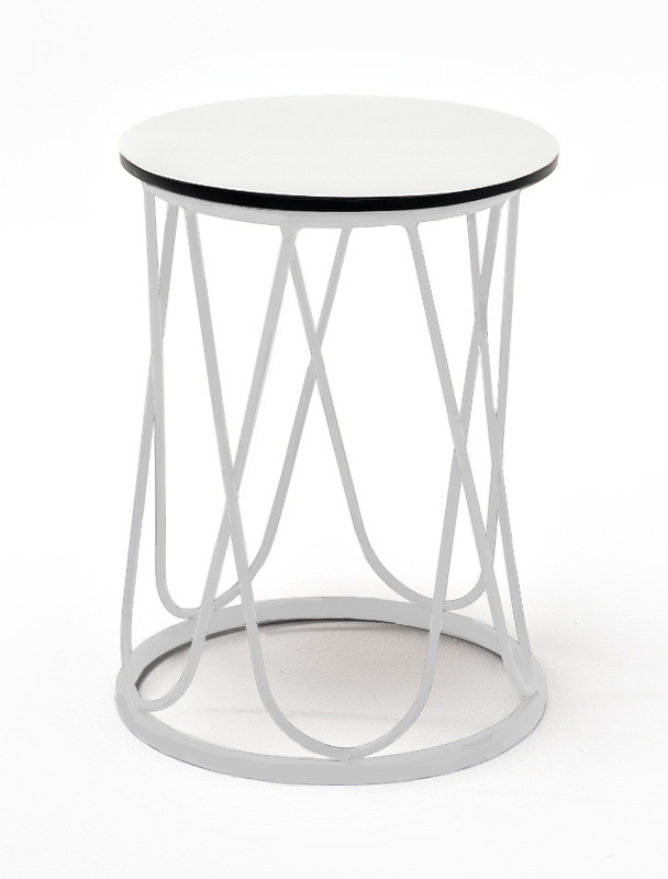 "Перу" журнальный стол из HPL круглый Ø40 H55, каркас из стали серый (RAL 7024), цвет столешницы "дуб"