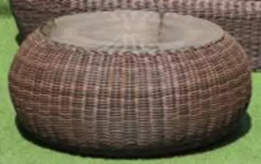 "Барселона" журнальный столик из искусственного ротанга, цвет соломенный