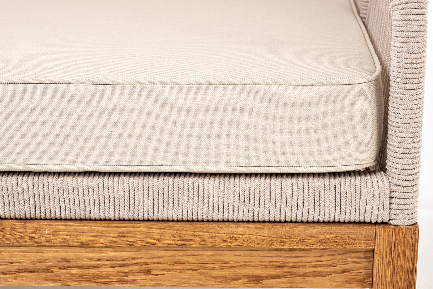 "Каннизо" левый модуль плетеный из роупа, основание дуб, роуп бежевый круглый, ткань бежевая 052