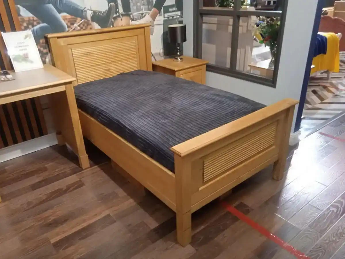 Кровать "Рауна" 900  X 1600 (выставочный образец)