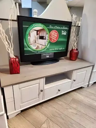 Тумба ТВ Бейли (выставочный образец)