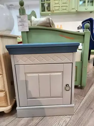   Тумба прикроватная массив "Дания" (выставочный образец)  