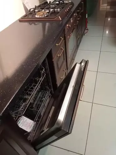 Кухня готовая из массива Классика (последний экземпляр)