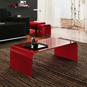 Незаменимые   помощники:   журнальные   столы   в интерьере.