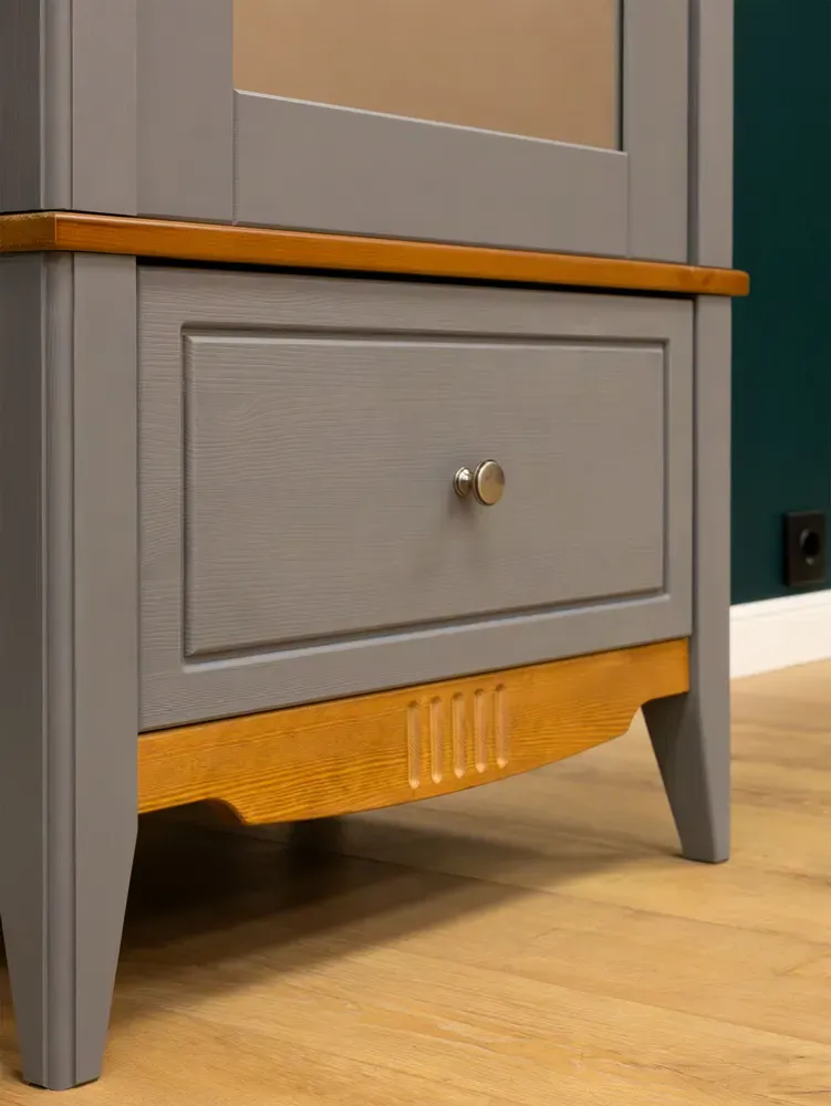 Шкаф для прихожей/белья Пенни с зеркалом серый 7046/антик 24