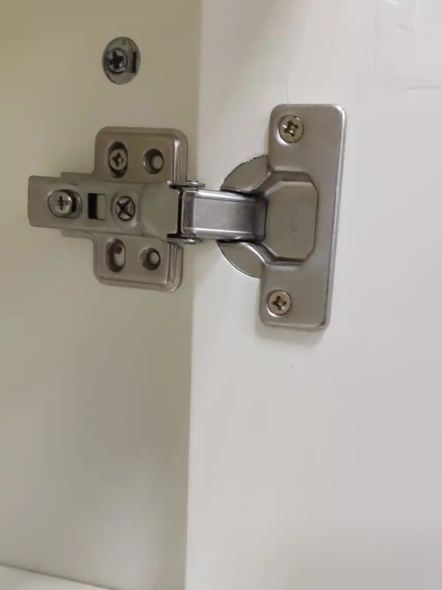 Комод массив сосны в гостиную "Римини" (выставочный образец)