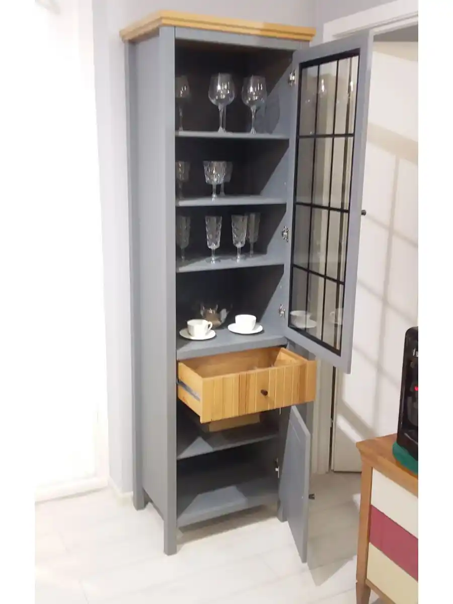 Шкаф для посуды Сканди 111СТЧ стеклянная и глухая двери, серый 7046/антик 24 (выставочный образец)
