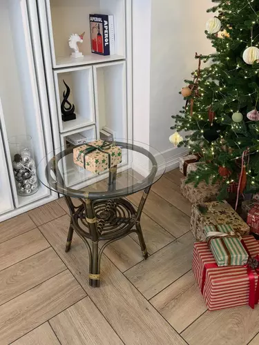 Стол круглый из натурального ротанга Маркос