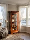 Шкаф с витриной Луи Филипп, стекло ОВ 01 (ручка слева)