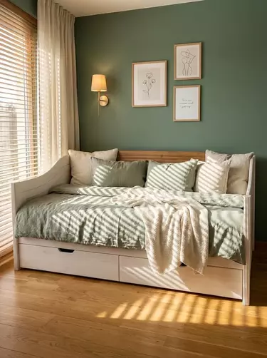 Кровать-диван Бейли с выдвижными ящиками 900Х2000 белый воск/антик